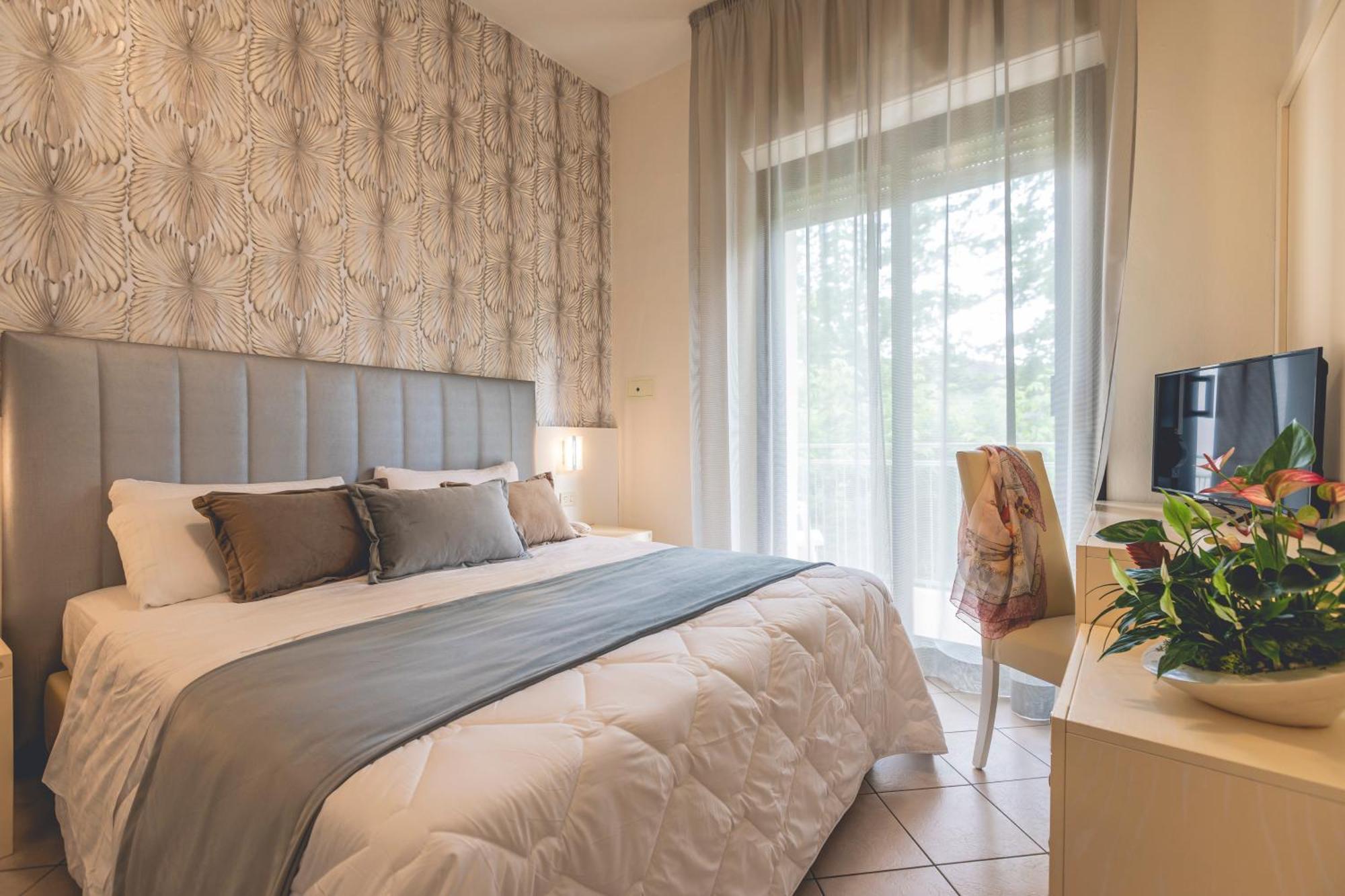 קרביה Hotel Athena מראה חיצוני תמונה