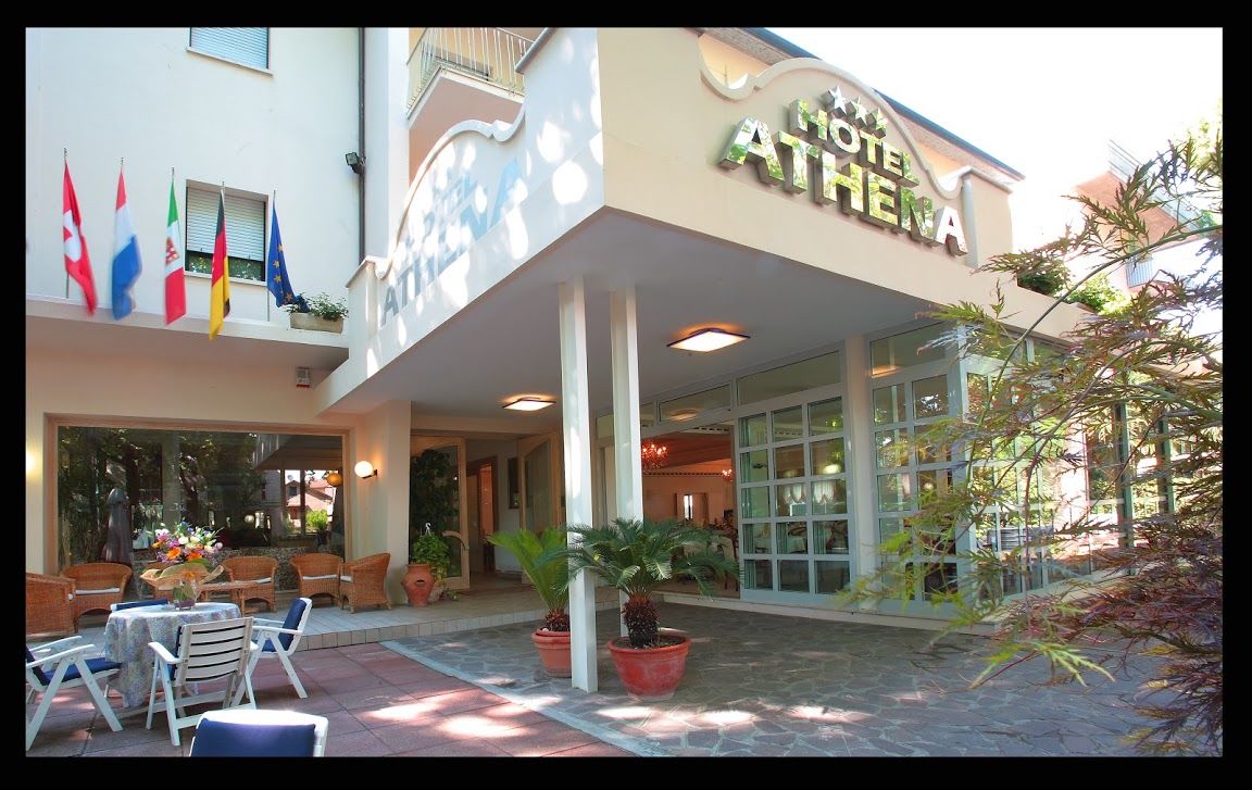 קרביה Hotel Athena מראה חיצוני תמונה