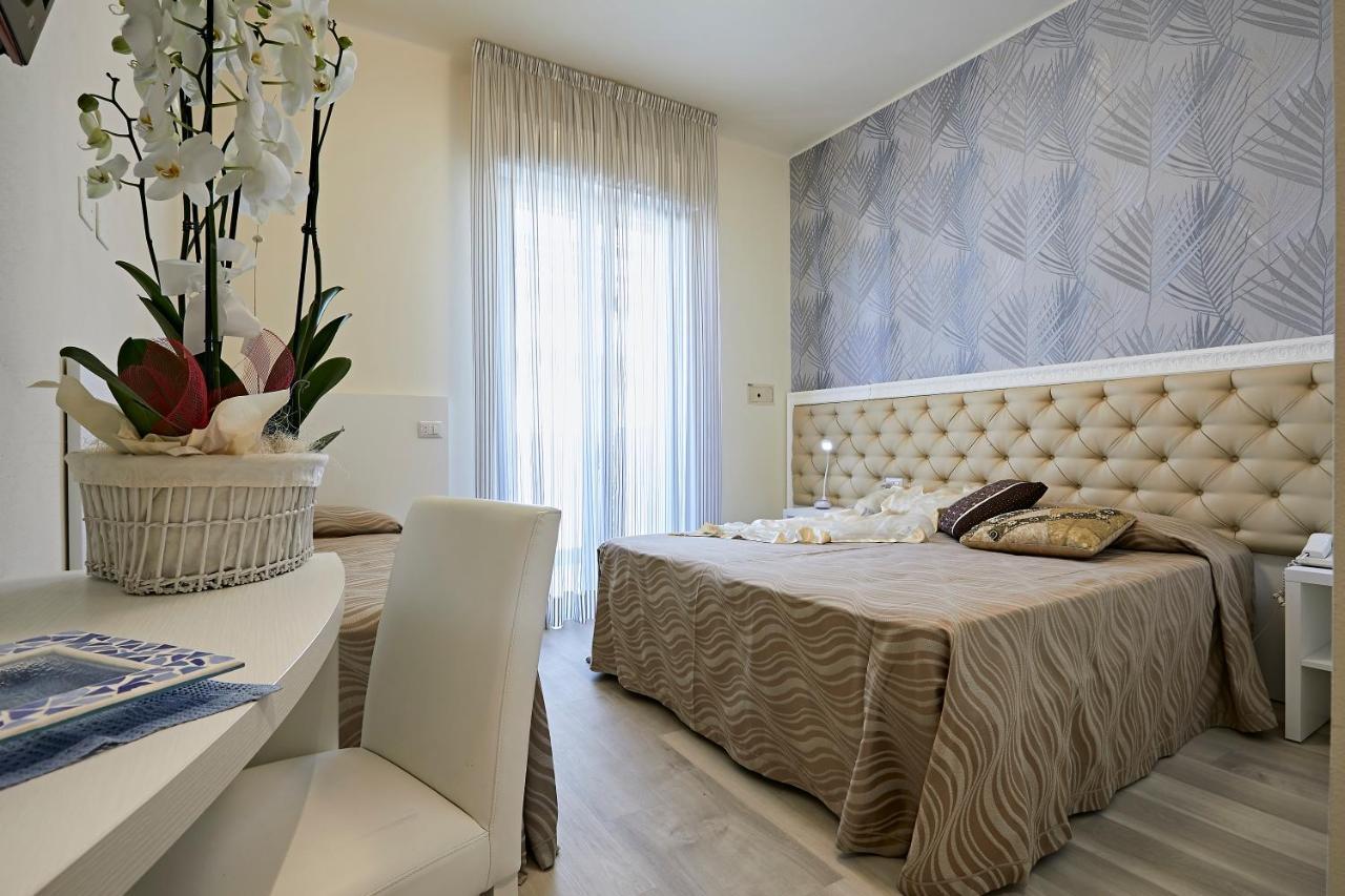 קרביה Hotel Athena מראה חיצוני תמונה
