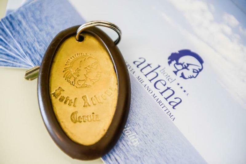 קרביה Hotel Athena מראה חיצוני תמונה